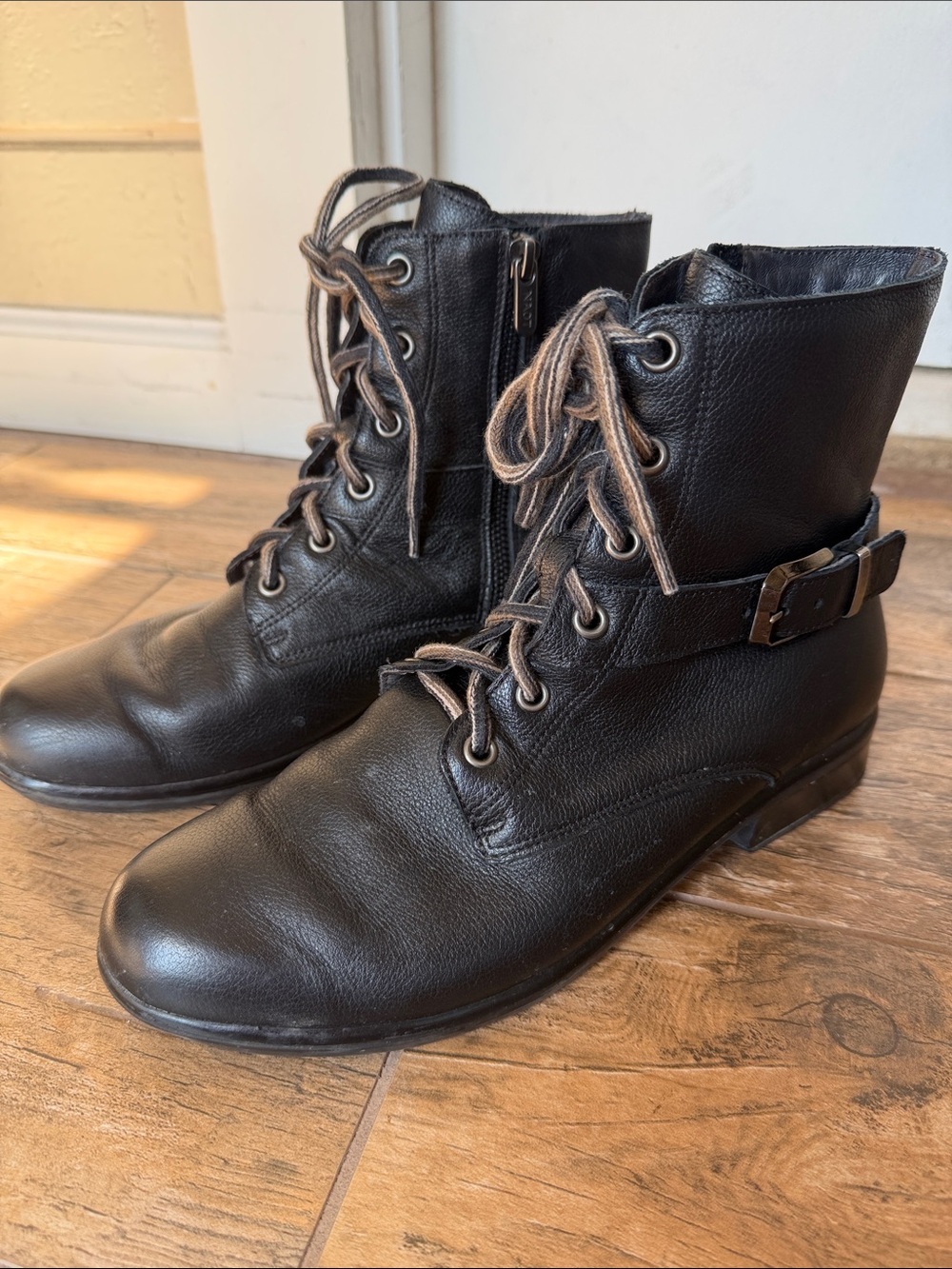 Naot black Alize Zip Combat Boot lace up 39/8